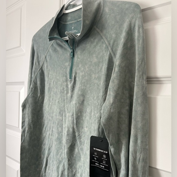 NWT Fabletics Training Day 1/4 Zip - Picture 5 of 7